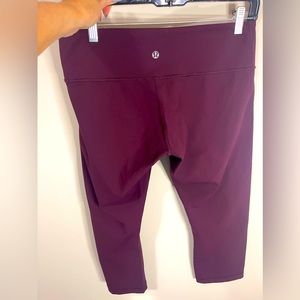 Lululemon capri pants